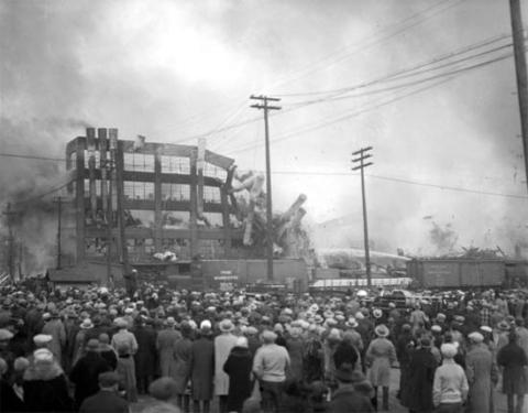 Briggs Manufacturing Plant Fire 1927