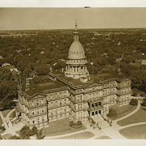 Photo of Michigan State Capitol Building